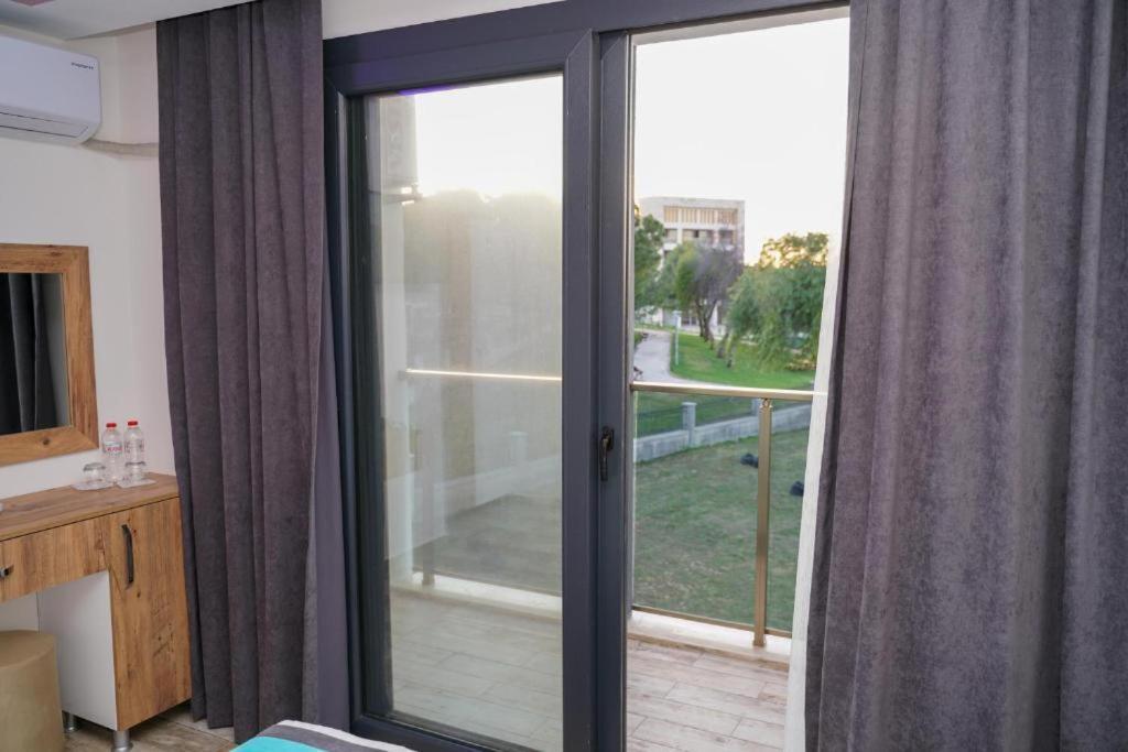 Yelken Beach Otel Дидим Экстерьер фото